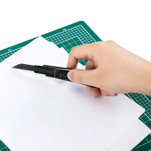 DELI-დელი საკანცელარიო დანა მყარი მეტალის კორპუსით 9მმ No.2037S